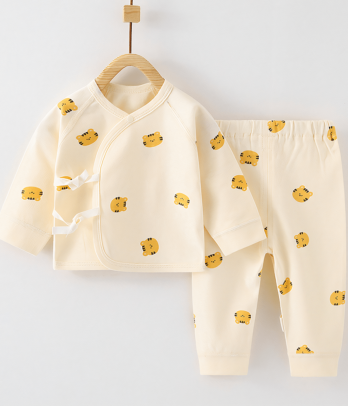 Ensemble jaune pour bébé Tigrou