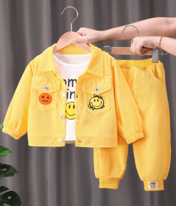 Ensemble en velours jaune pour garçon