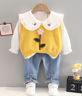 Ensemble trois pièces 'Petite fleur' jaune