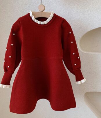 Robe rouge à manches perlée pour fille