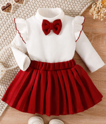 Tenue deux pièces rouge pour fillette