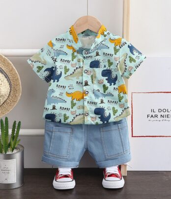 Ensemble de short en jean et chemise dinosaure