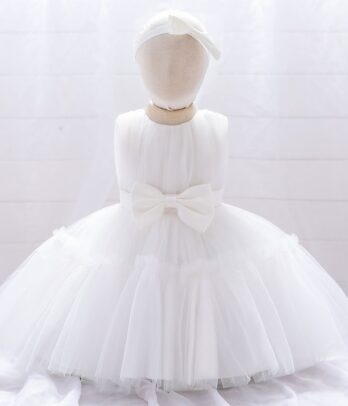 Robe blanche en tutu à nœud