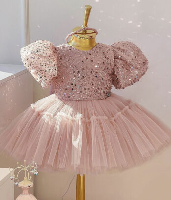 Robe de princesse rose