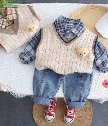 Ensemble trois pièces chic pour garçon