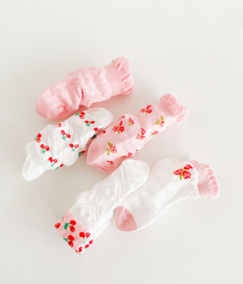 Lot de cinq chaussettes pour fille