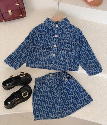 Ensemble jupe et veste en jean pour fille
