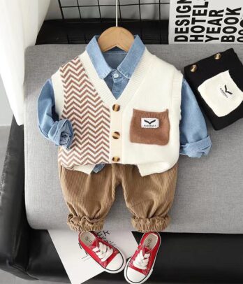 Ensemble trois pièces chic pour garçons