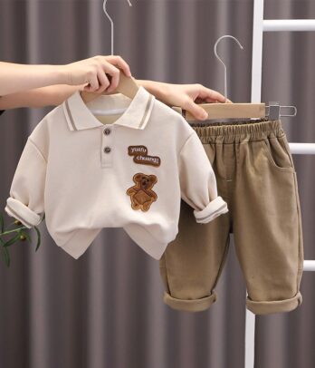 Ensemble pull polo beige et pantalon