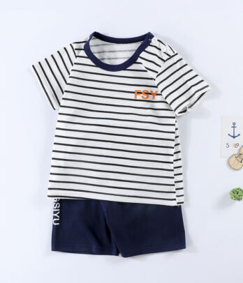 Ensemble haut et short à rayures bleues