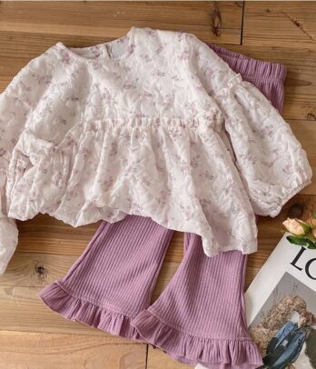 Ensemble haut à fleurs et pantalon rose pour fille