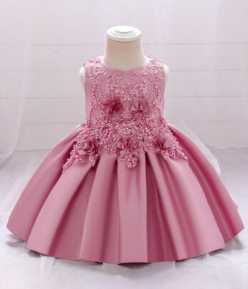 Robe en Satin Rose Fleurie