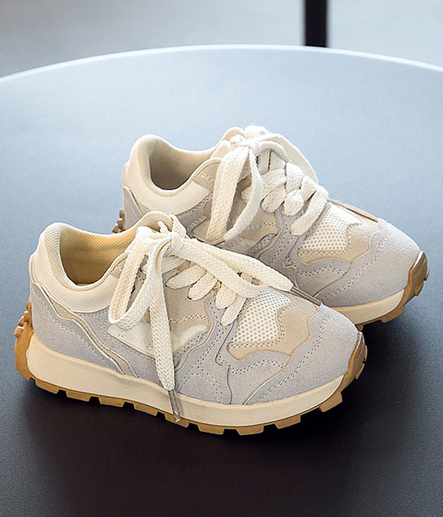 1_0015_O1CN01PjWmbc1nwaAs98a56_!!2215436885154-0-cib Sneakers à semelles souples – Image 1