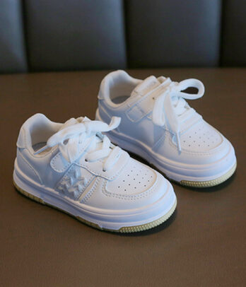 Basket blanches simples unisexes