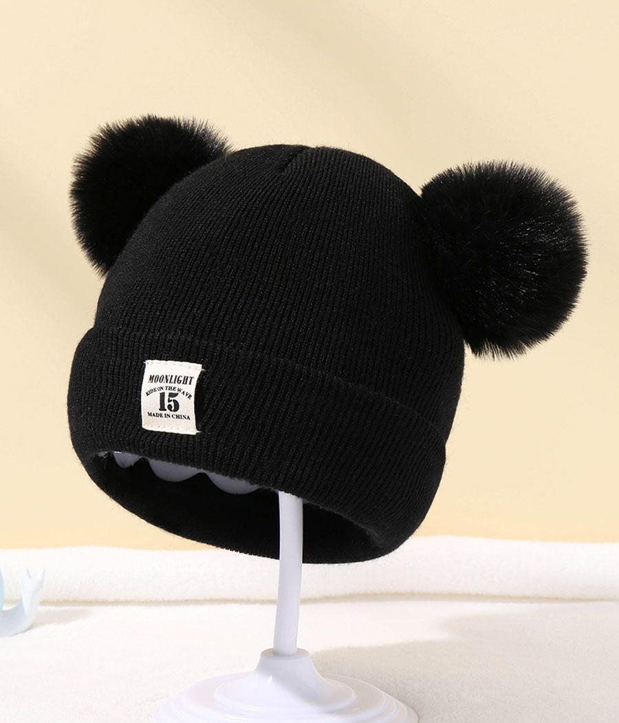 4_0047_O1CN0127059Z1OppstaTYT8_!!2378801755-0-cib Bonnet noir à double boule pour enfant – Image 1
