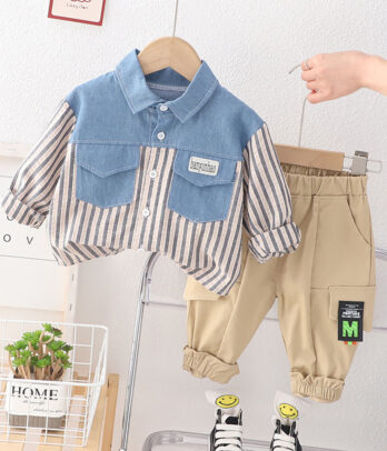 Ensemble chemise à rayures et pantalon beige pour garçon