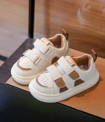 Chaussures de sport à semelles souples