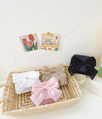 Pochettes fantaisie colorées pour fillettes