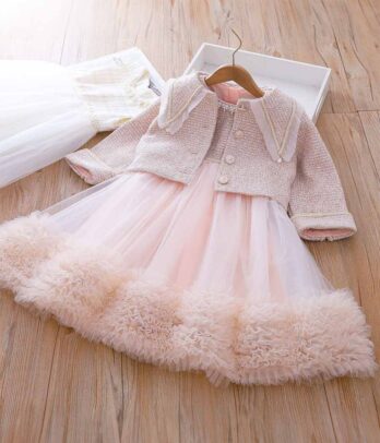 Robe fine avec cardigan de couleur rose