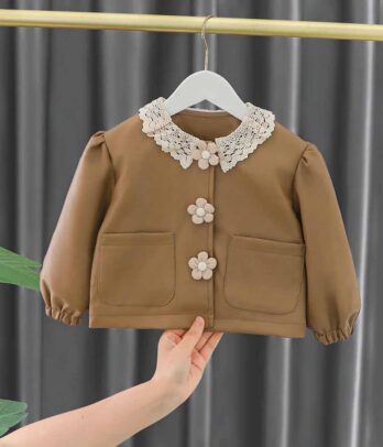 Veste en cuir de couleur marron pour fillettes