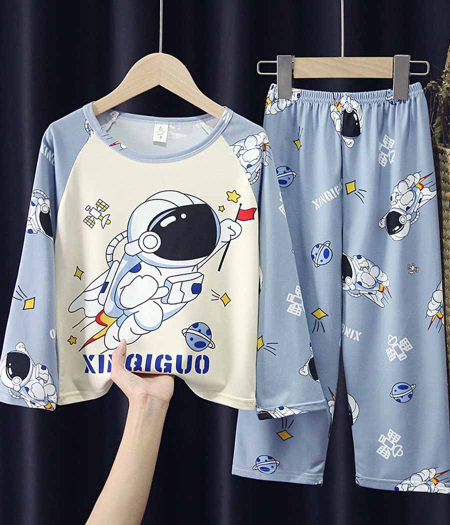 6_0011_O1CN0166c54D1zJRdx8848Y_!!2211988366693-0-cib Pyjama "Les rêves interstellaires" composé de deux pièces – Image 1