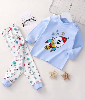 Pyjama amusant "Rocket" de couleur bleu pastel