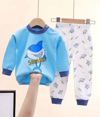 Pyjama amusant "Baby shark" de couleur bleue
