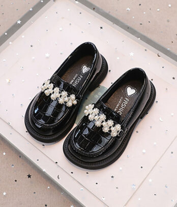 Mocassins noirs avec perles pour fillettes