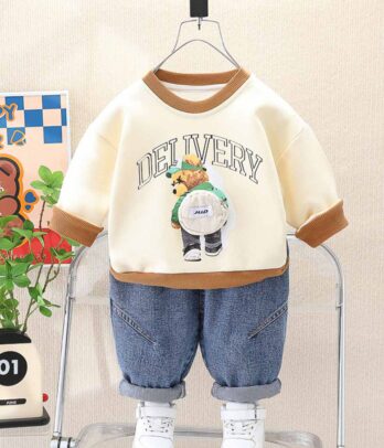 Ensemble de pull beige et pantalon en jean pour garçons