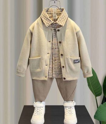 Set classique de couleur beige pour garçons 