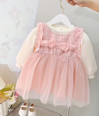 Robe douce de couleur rose pour petites fillettes