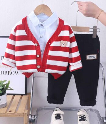 Ensemble de trois pièces classique à cardigan rouge à rayures
