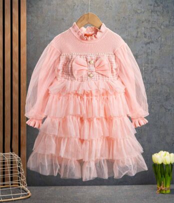 Robe rose clair pour fillettes en tulle vaporeux