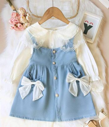 Ensemble de robe en jean et chemise blanche à col Claudine