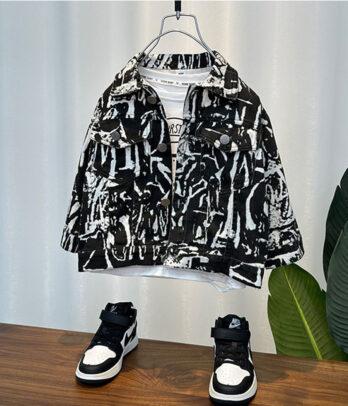 Veste en denim noir et blanc