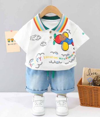 Ensemble de short en jean et t-shirt ludique pour garçons