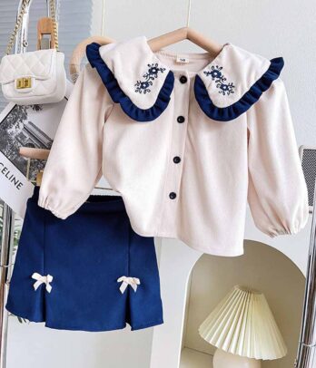 Tenue vintage en beige et bleu nuit pour fillettes
