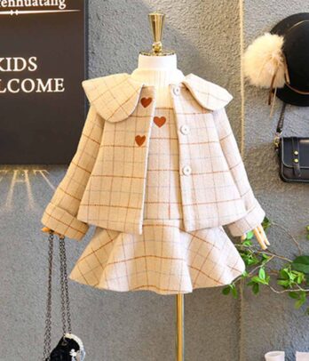 Ensemble classique en laine de couleur beige pour filles