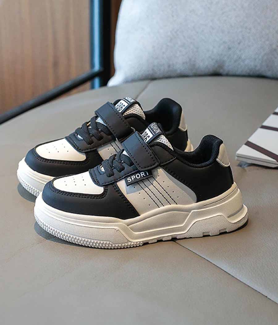 62273-010 Chaussures de sport noir et blanc – Image 1