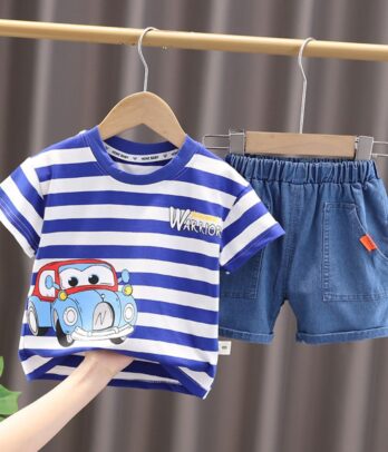 Ensemble de short en jean et haut à rayure imprimé