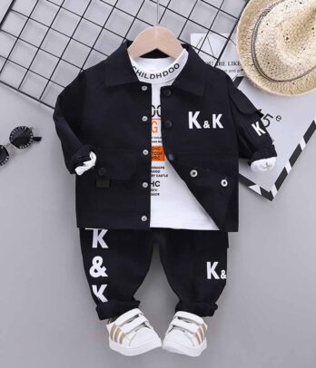 Ensemble de pantalon et blouson noir avec pull imprimé