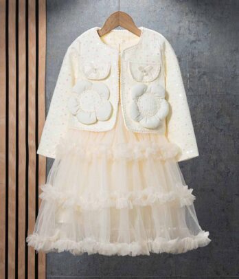 Robe blanche romantique pour petits anges