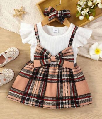 Robe estivale à carreaux avec nœud papillon