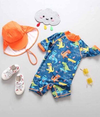 Maillot de plage "dinosaures" coloré pour garçons composé de deux pièces UPF 50+ :