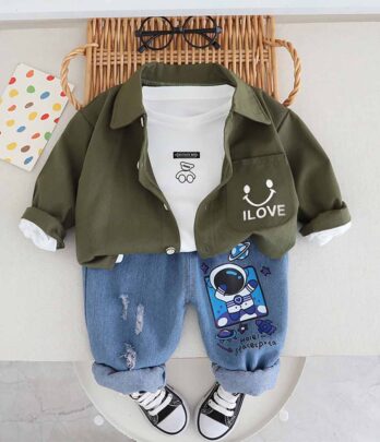 Ensemble de trois pièces petit astronaute