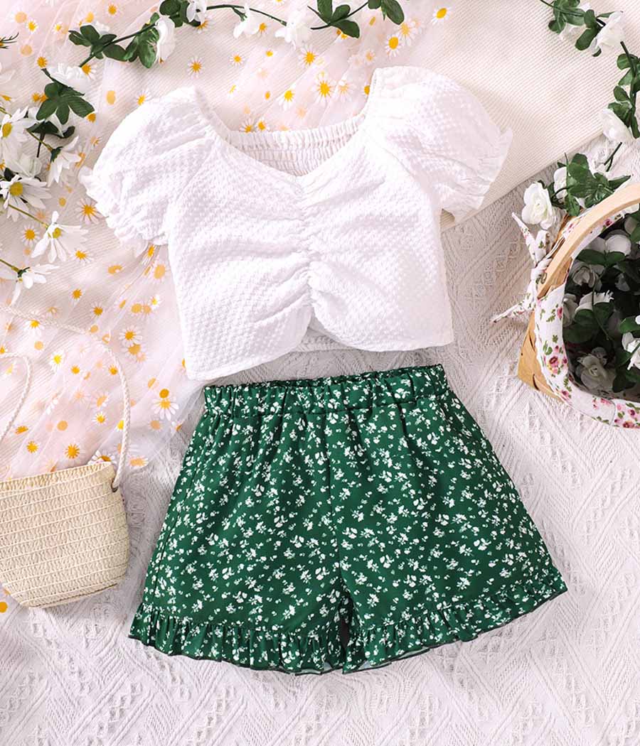 O1CN01k5UYhX2DqKkS0upFP_!!968238660-0-cib Ensemble de jupe verte et chemise blanche – Image 1