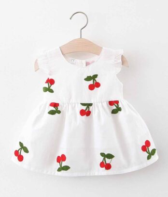 Robe blanche mignonne à cerises pour enfant