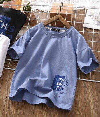 T-shirt bleu imprimé pour garçons
