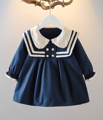 Robe bleu nuit avec col claudine blanc