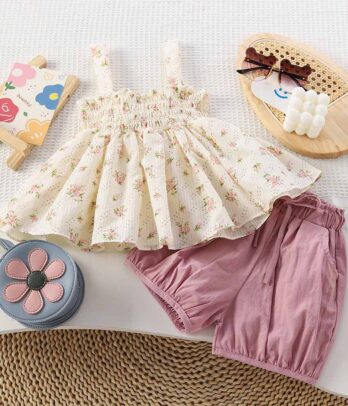 Ensemble de haut floral et short rose pour fillettes